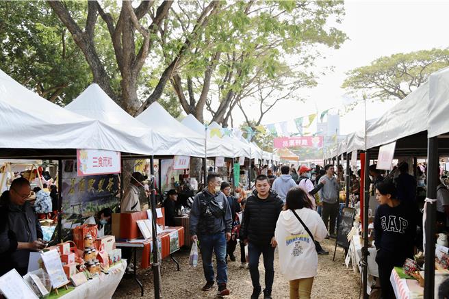 「嘉有好市集」，是縣府自辦最大型的市集活動，目前舉辦頻率平均每2個月一次，因宣傳太慢，引來宣傳不力質疑。（嘉義縣政府提供／呂妍庭嘉義傳真）