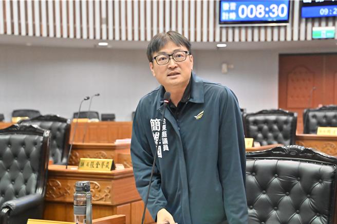 民進黨籍台東縣議員簡維國關心台東停車問題。（台東縣議會提供／蔡旻妤台東傳真）