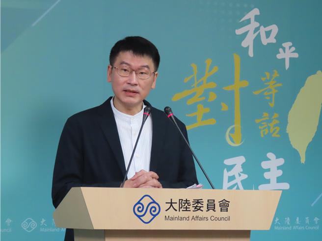 陆委会副主委梁文杰30日强调，两岸旅游不需处处设下前提，对于是否开放平潭航线，我方会独立评估各项因素。（朱绍圣摄）