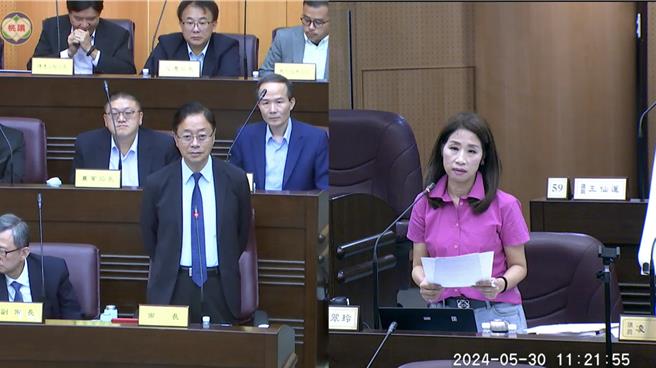 桃园市议员舒翠玲呼吁施工也要正视城市美学。(议会提供／蔡依珍桃园传真)