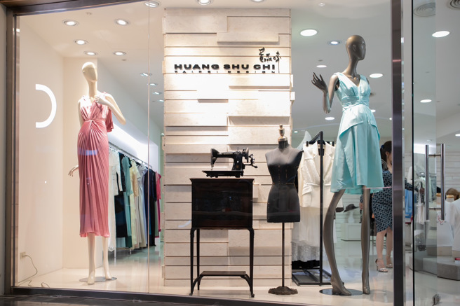 黄淑琦设计师品牌进驻远企购物中心。(戴志扬翻摄)