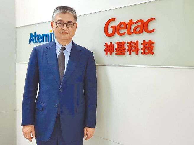 神基董事长黄明汉表示，神基率先业界推出全强固AI笔电产品后，将持续导入纳入AI运算的新CPU产品，期许明年AI产品比重突破5成。图／本报资料照片