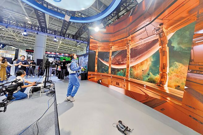 2023年大陆数位经济核心产业增加值占国内生产总值（GDP）比重达到10%，提前在原订的2025年达成目标。（中新社）