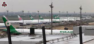 獨》下班前收到飛航許可！陸准飛新疆領空 航空雙雄鬆口氣