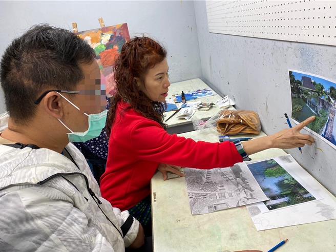 台中市大业艺能馆艺术总监黄譓丞投身偏乡美术教育20多年，也跨足特殊教育领域，为偏乡与特殊孩子带来美术的乐趣与启发。（黄譓丞提供／潘虹恩台中传真）