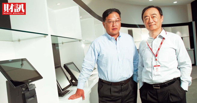 振桦电董事长郑杰文（右）、陈茂强（左）是多年好搭檔。(图/财讯提供)