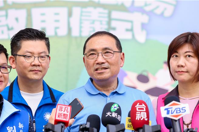 警界出身的侯友宜31日受访表示，中央地方在治安要多互相沟通、多互相尊重，大家一起捍卫治安，不分你跟我。（高钧麟摄）