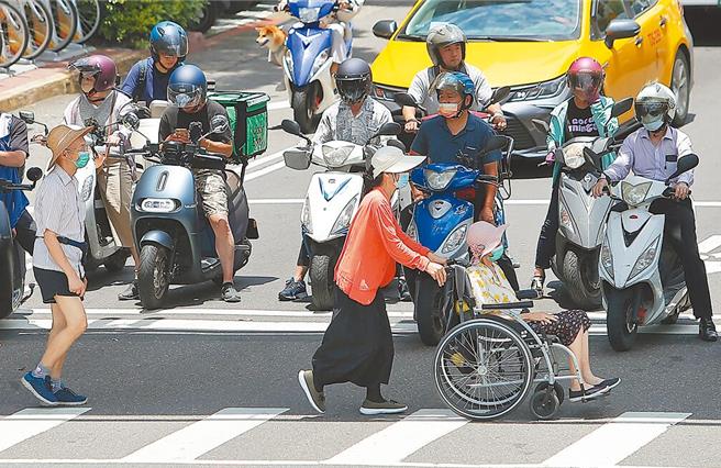 交通部31日公布今年第一季1至3月交通事故傷亡統計數據。圖為示意圖。（本報資料照片）