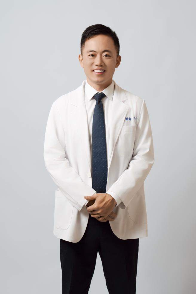 禾莘药局吴禾中药师。图/业者提供