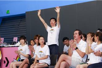 張兆志、許允樂離婚後大方同台 互動0尷尬鬆口每周都見面