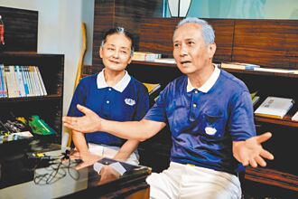 艾偉隔33年合體王淑娟演夫妻　回憶當年花系列合照