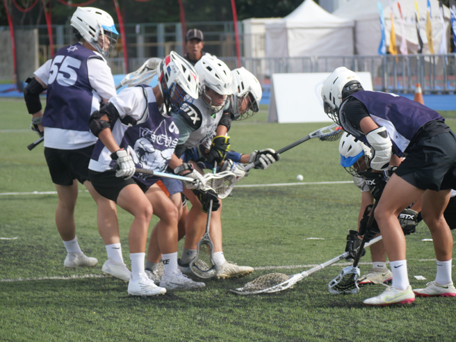 2024袋棍球校際聯賽男子高中組上演台東內戰，由公東高工對上台東高商。（袋棍球協會提供）