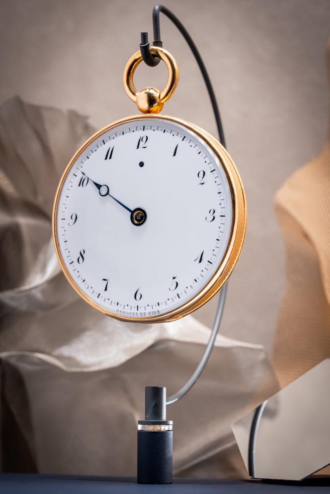 寶璣骨董表展，年代最久遠的是1807年編號1836的Subscription單指針懷表，採用寶璣大師在1790年代發明的降落傘式避震裝置。（Breguet提供）