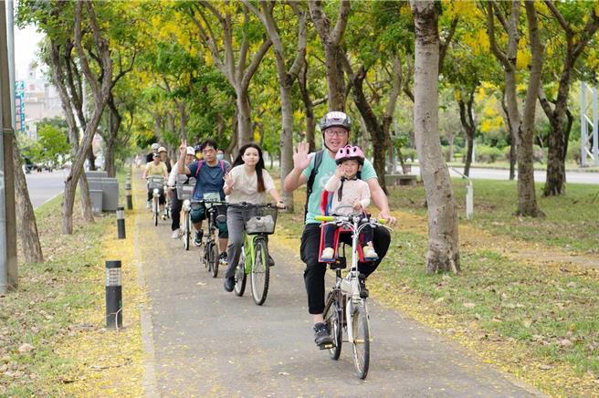 「來嘉BIKE訪」環市自行車道騎乘體驗活動，吸引超過500名自行車愛好者參與。（嘉義市政府提供／呂妍庭嘉義傳真）