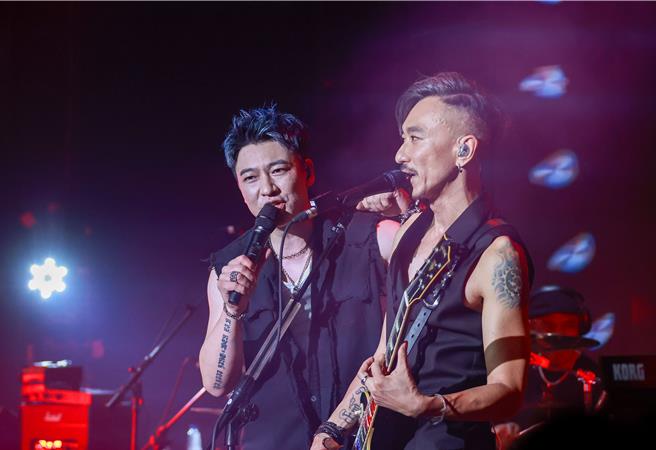 信樂團1日在台北開唱。（羅永銘攝）