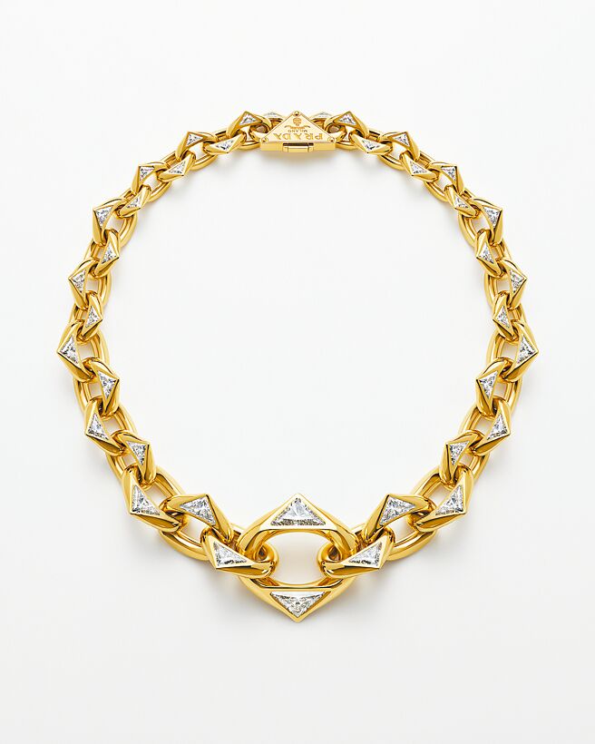 PRADA ETERNAL GOLD 18K黃金與實驗室鑽石項鍊。（PRADA提供）