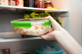 自帶便當怕臭酸長菌 譚敦慈教做「隔夜抑菌便當」