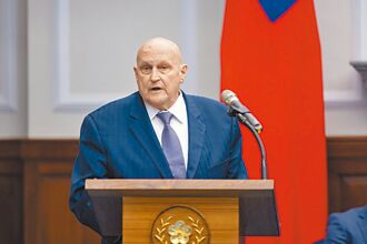 強化不對稱防空戰力 擴大女性參軍