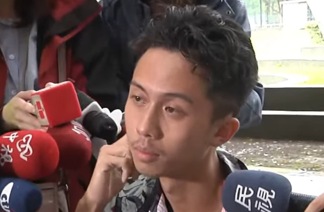 孙安佐公开跟父亲孙鹏撂下狠话。（图／中时新闻网YT）