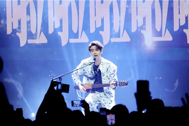 陈德修1日举办演唱会。（陈德修工作室提供）
