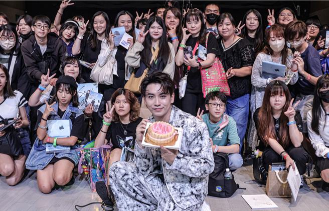 陈德修1日举办演唱会。（陈德修工作室提供）