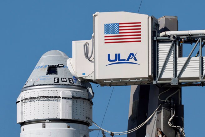 美国太空总署（NASA）表示，原定当地1日进行的美国波音公司太空船「星际飞机」（Starliner）首次载人试飞任务，因地面系统故障取消。(图/路透社)