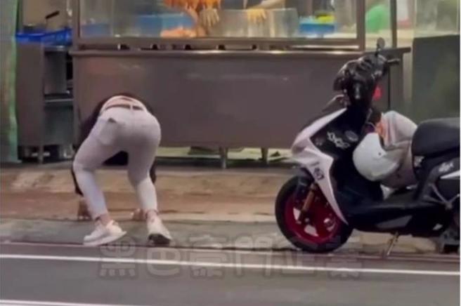 2男不胜酒力街头路倒，吸食电子烟被移送裁处。(翻摄照片)