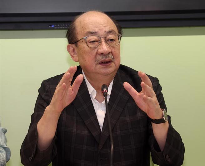 民進黨團總召柯建銘在國會五法踢到鐵板之後，以「花東三法」另闢戰場，將花東三法形容為攸關新台幣2兆元的「3大錢坑法案」。（本報資料照片）