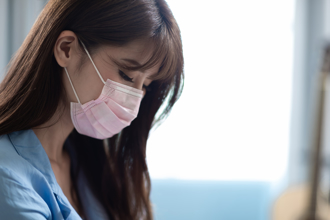 獨家》不菸不咳！19歲女大生車禍急診 竟抓出肺腺癌