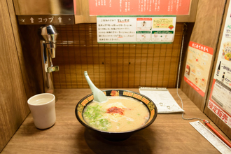 一兰拉麵免排队过气了？内行反推这家：日本人认证