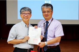 台積電前研發長楊光磊開講 鼓勵學生結合科技與人文創新