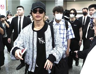 KAT-TUN来台机场百人接机　5万人抢与龟梨和也同框机会