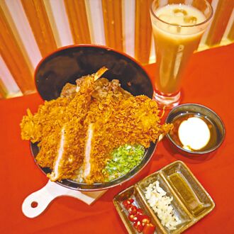 吉豚屋相撲丼開吃海陸4拼