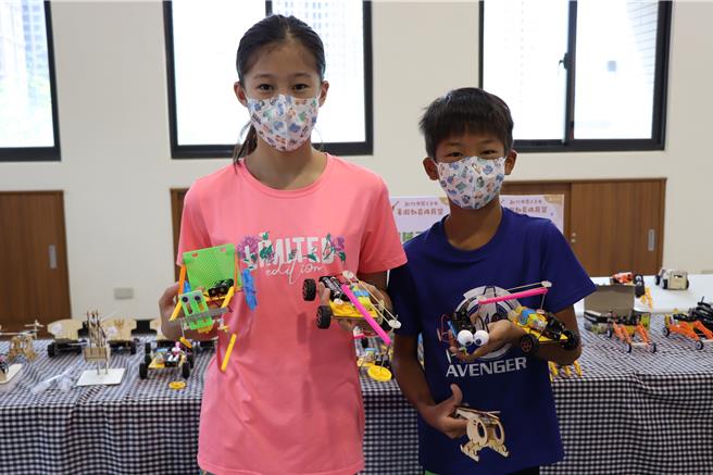 新竹市政府将于7月在救国团演艺终身学习中心和西门终身学习中心，办理「劳工子女暑假成长营」及「劳工学苑」。（新竹市政府提供／陈育贤新竹传真）