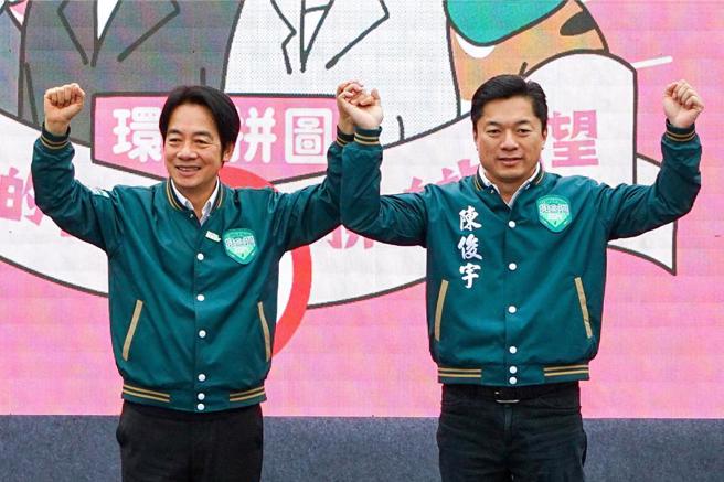 在野若到72席立委，還能提案罷免總統賴清德(左)？右為被點名優先罷免的宜蘭立委陳俊宇。（示意圖／資料照／李忠一攝）