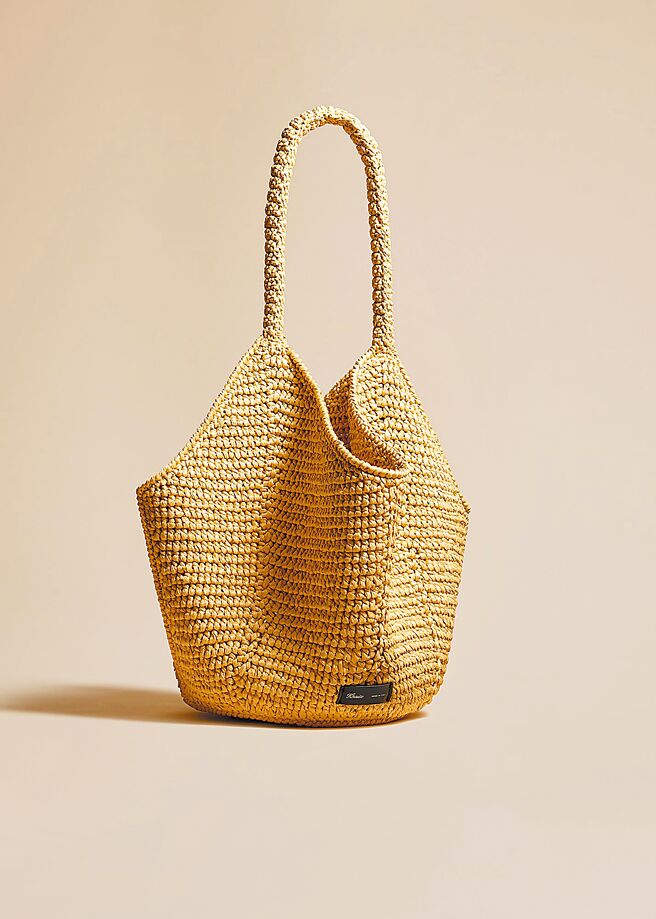 KHAITE LOTUS BAG MEDIUM，6万2980元。（ART HAUS提供）