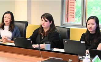 參加新加坡世界城市高峰會  桃園副祕書長與星國AI小組交流