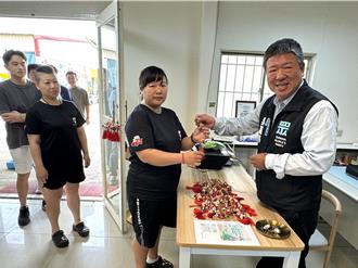 端午「眾」情义 民眾党金门县党部限量香包大放送