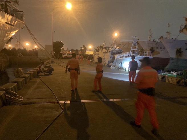 为维护端午节期间高雄及屏东地区海域及海岸安全，海巡署南部分署自6月3日晚间起连续2日实施威力扫荡。（海巡署南部分署提供／林瑞益高雄传真）