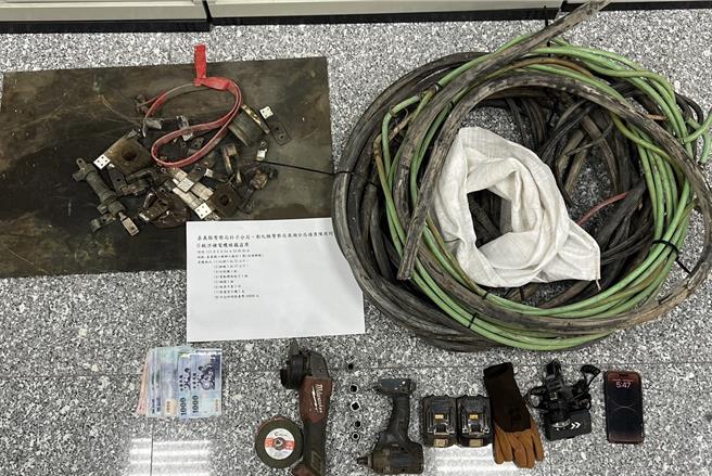 有毒品、窃盗等前科的顏姓惯窃锁定台糖閒置厂区、农场行窃，从彰化偷到嘉义终被逮获。（朴子分局提供∕吕妍庭嘉义传真）