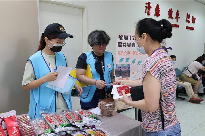 嘉义分署举办桃城小农小商好康特卖(执行署提供)