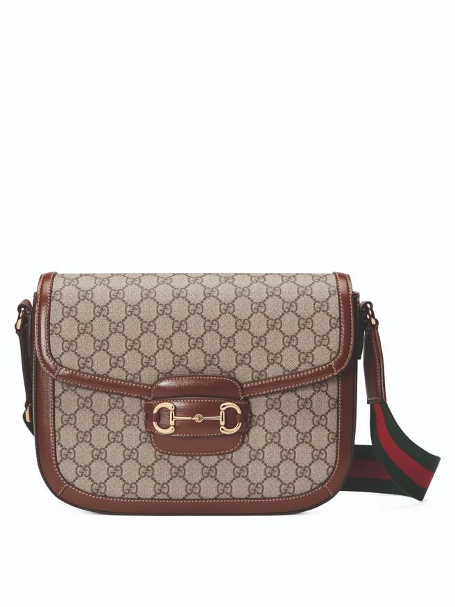 Gucci Horsebit 1955經典肩背包GG LOGO，9萬9500元。（GUCCI提供）