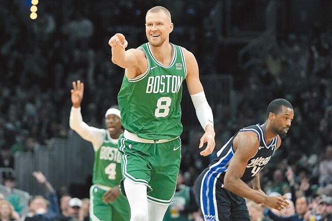 波爾金吉斯能否在總冠軍賽G1上場目前還有變數。（美聯社）