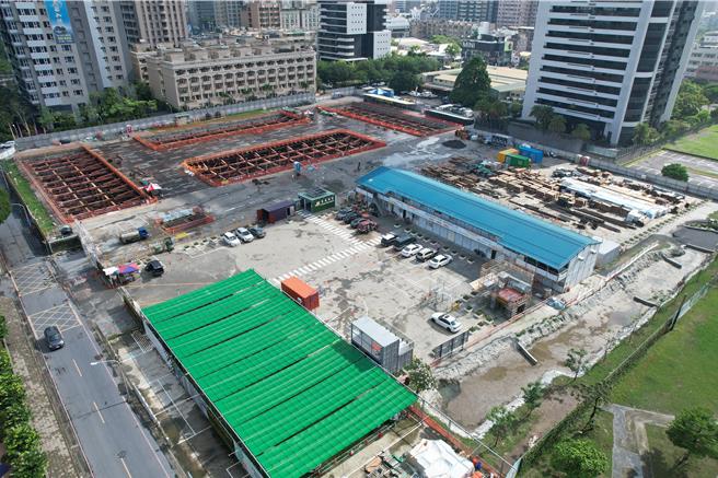 環境部5日公告高雄市的亞灣智慧公宅（第一期）營建工地入圍「好空氣企業優良行動獎 」。（永青營造提供／洪浩軒高雄傳真）