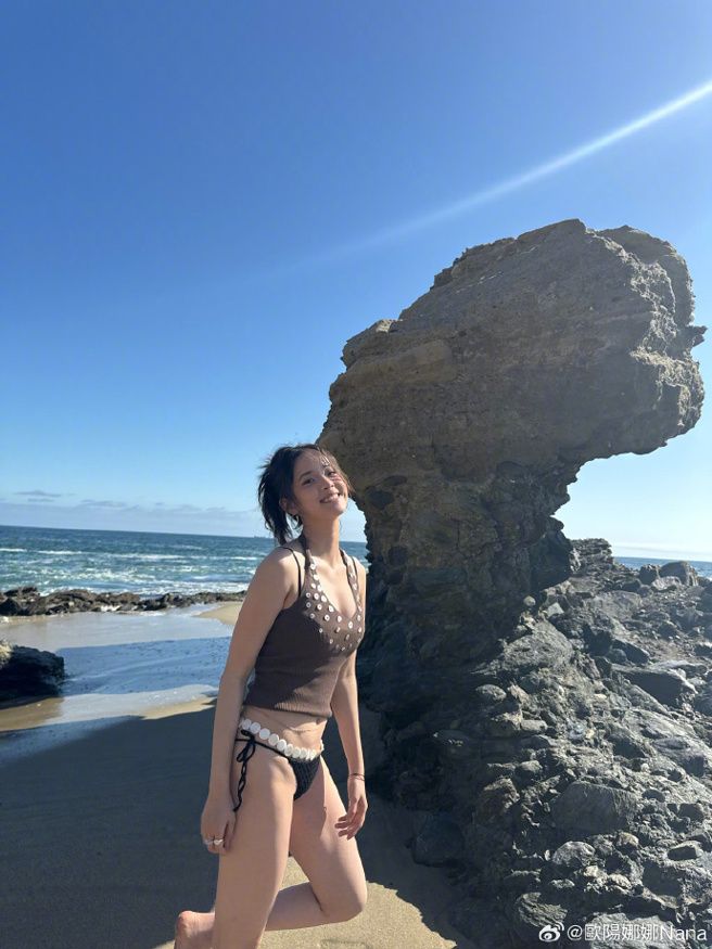 欧阳娜娜晒辣照网友大讚。（图／欧阳娜娜 微博）