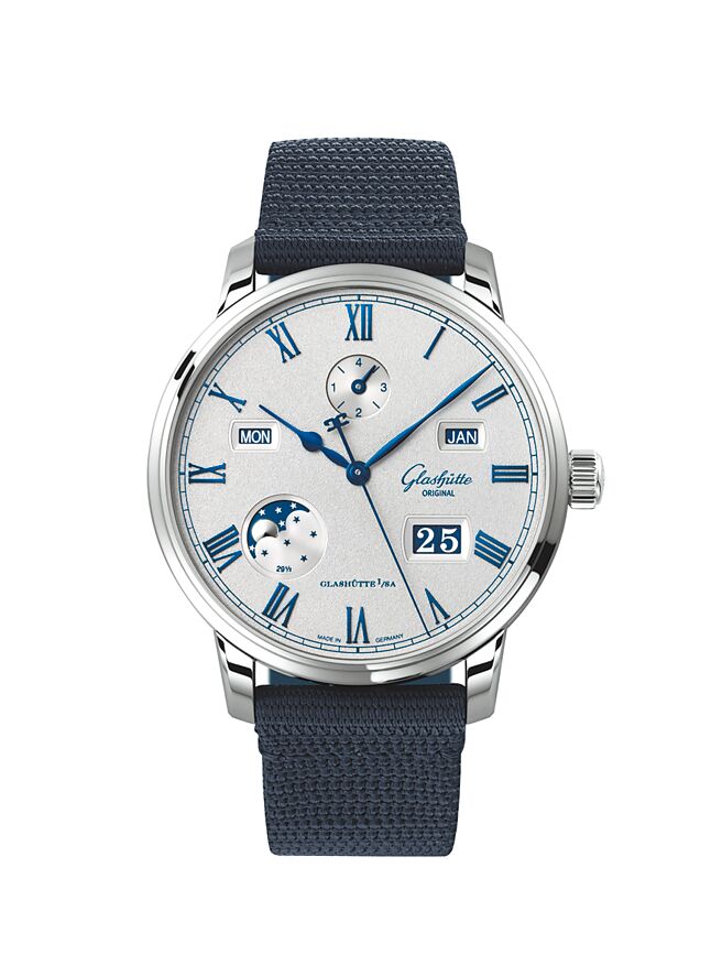 格拉蘇蒂原創議員卓越Senator Excellence Perpetual Calendar萬年曆腕表，73萬2000元。  （Glashutte Original提供）