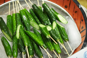 1盘凉拌菜吃进加护病房 专家6大建议防中毒