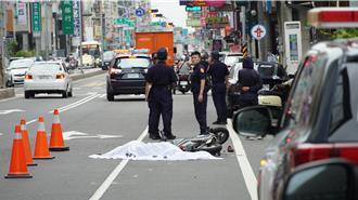台南死亡車禍！婦騎電動車新光三越前遭撞死　肇事車逃逸