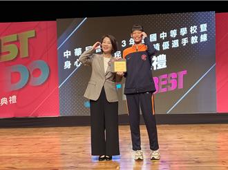 全中運＋身障運「屏東隊」奪112面獎牌 周春米頒613萬獎勵金