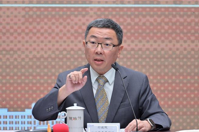 行政院院會今通過國會改革法案覆議案，對於後續是否提釋憲，行政院政委林明昕表示，這是假設性問題，沒有說覆議就加上釋憲，覆議絕對不是說要打一架、大吵一架。（行政院提供）